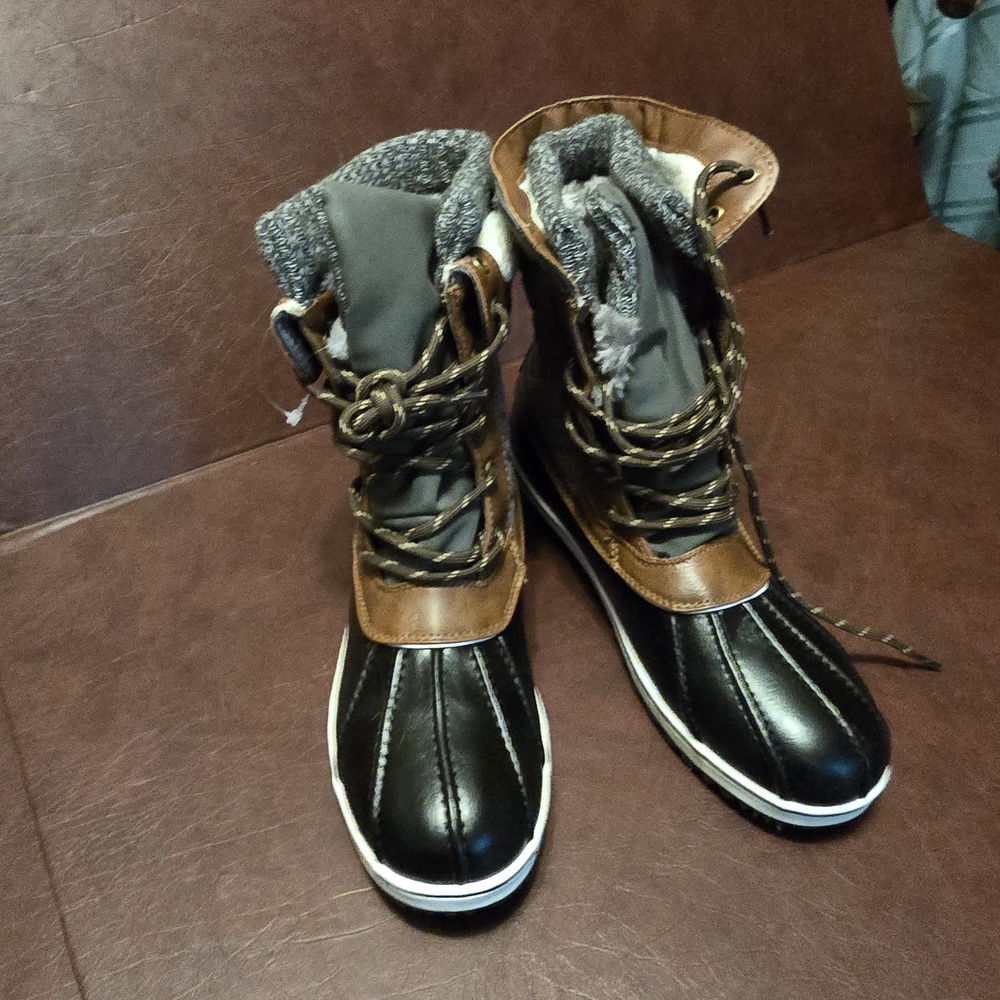 Dream Pairs Waterproof Faux Fur Lined Winter Snow Boots